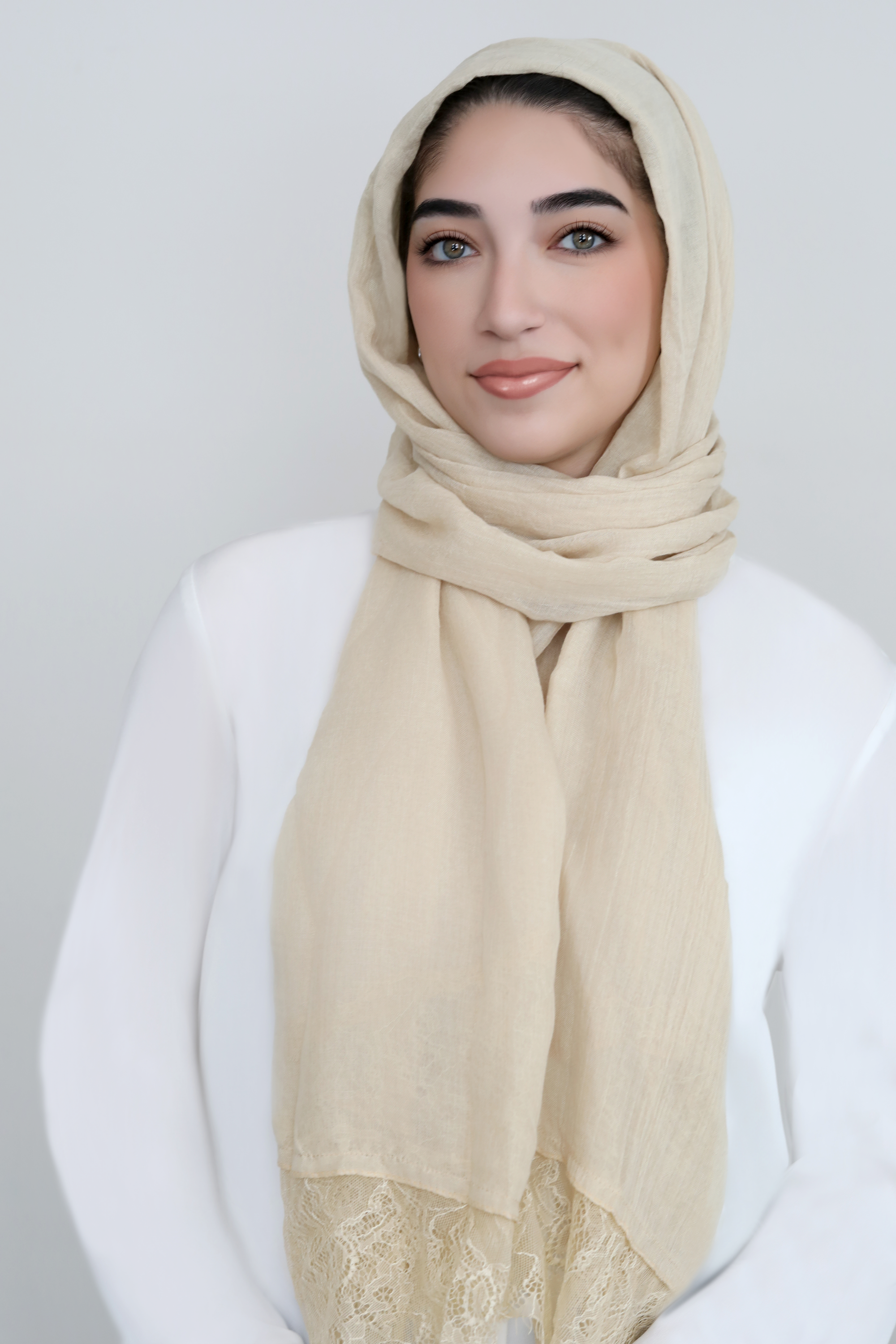Lace Edge Light Hijab-Beige