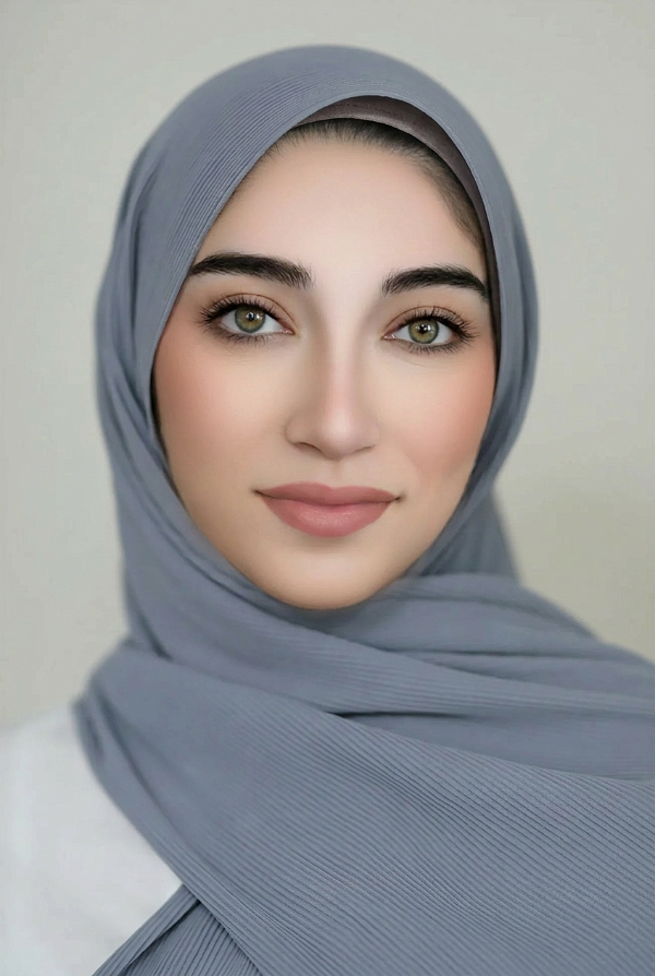 Pleated Chiffon Hijab-Light Gray