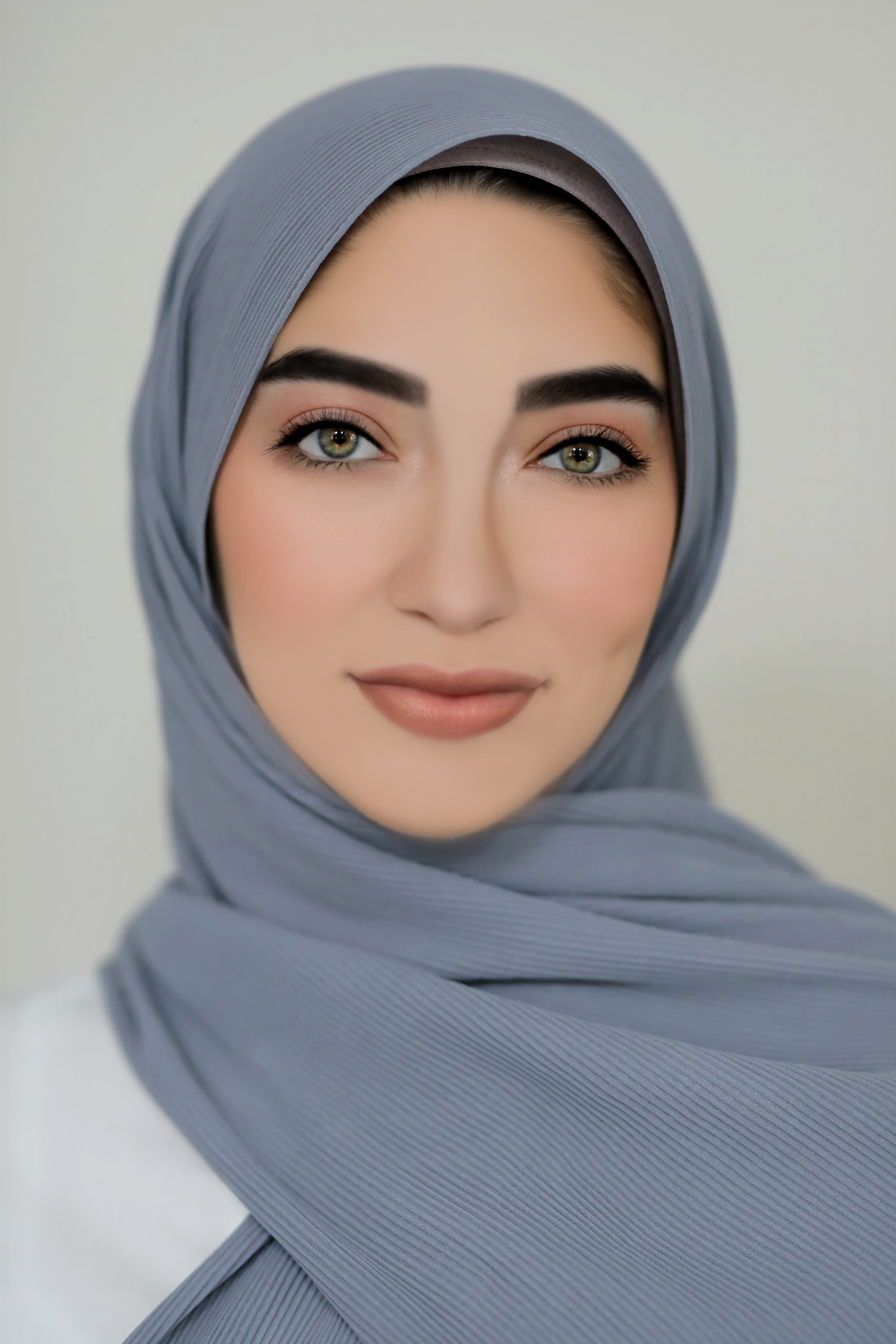 Pleated Chiffon Hijab-Light Gray