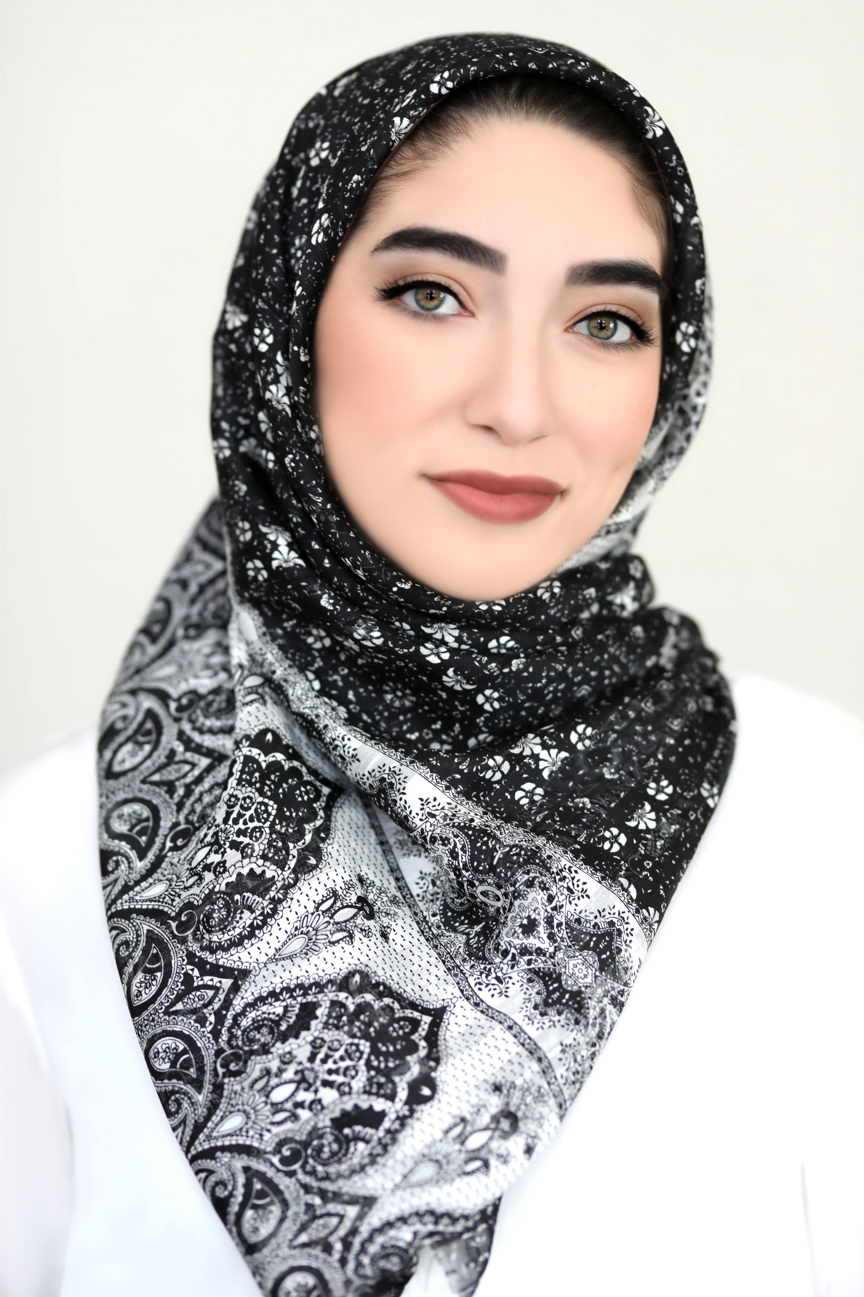 Sweet Beauty Signature Square Hijab