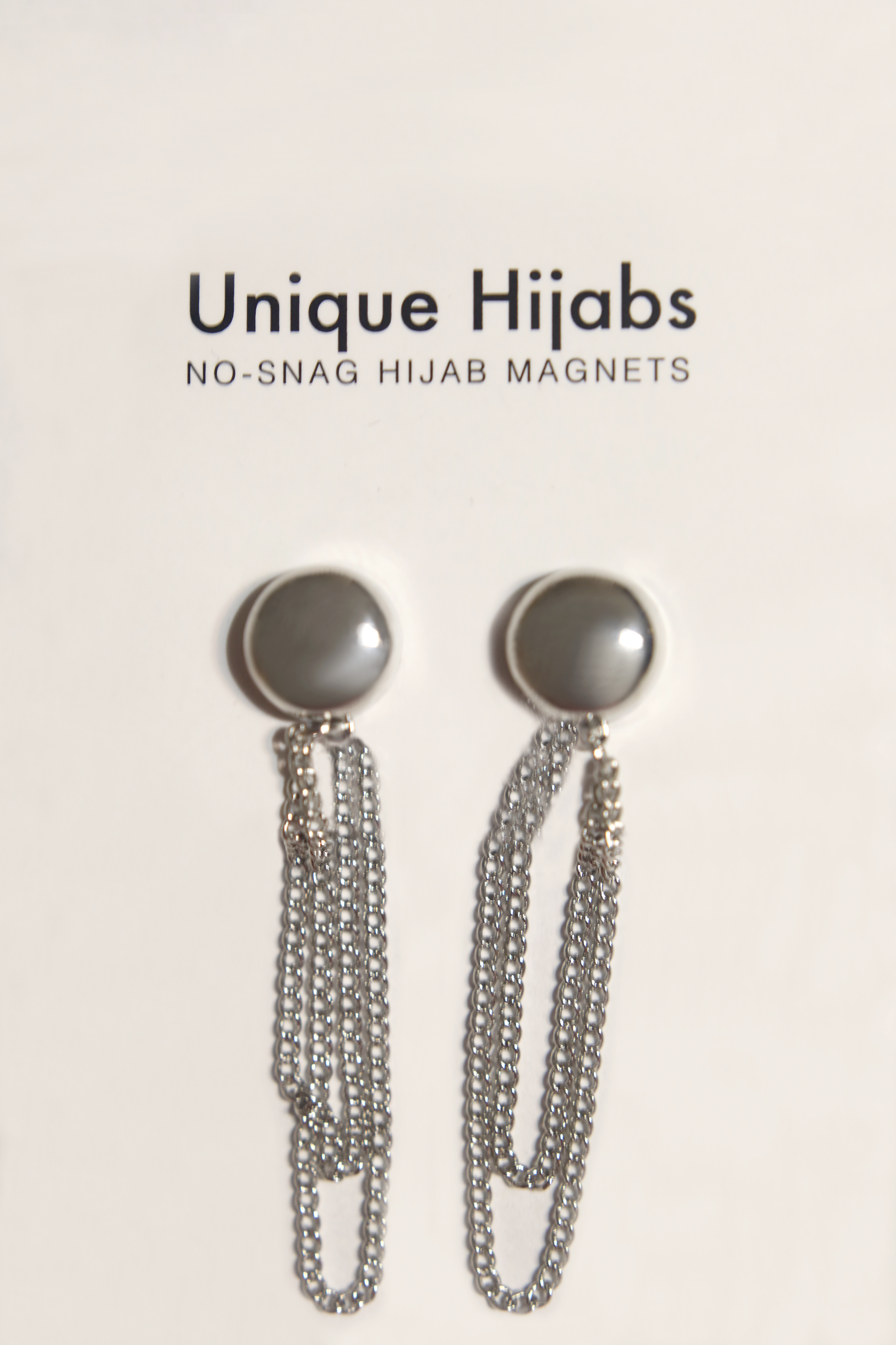 Hijab Magnets With Chain-Silver