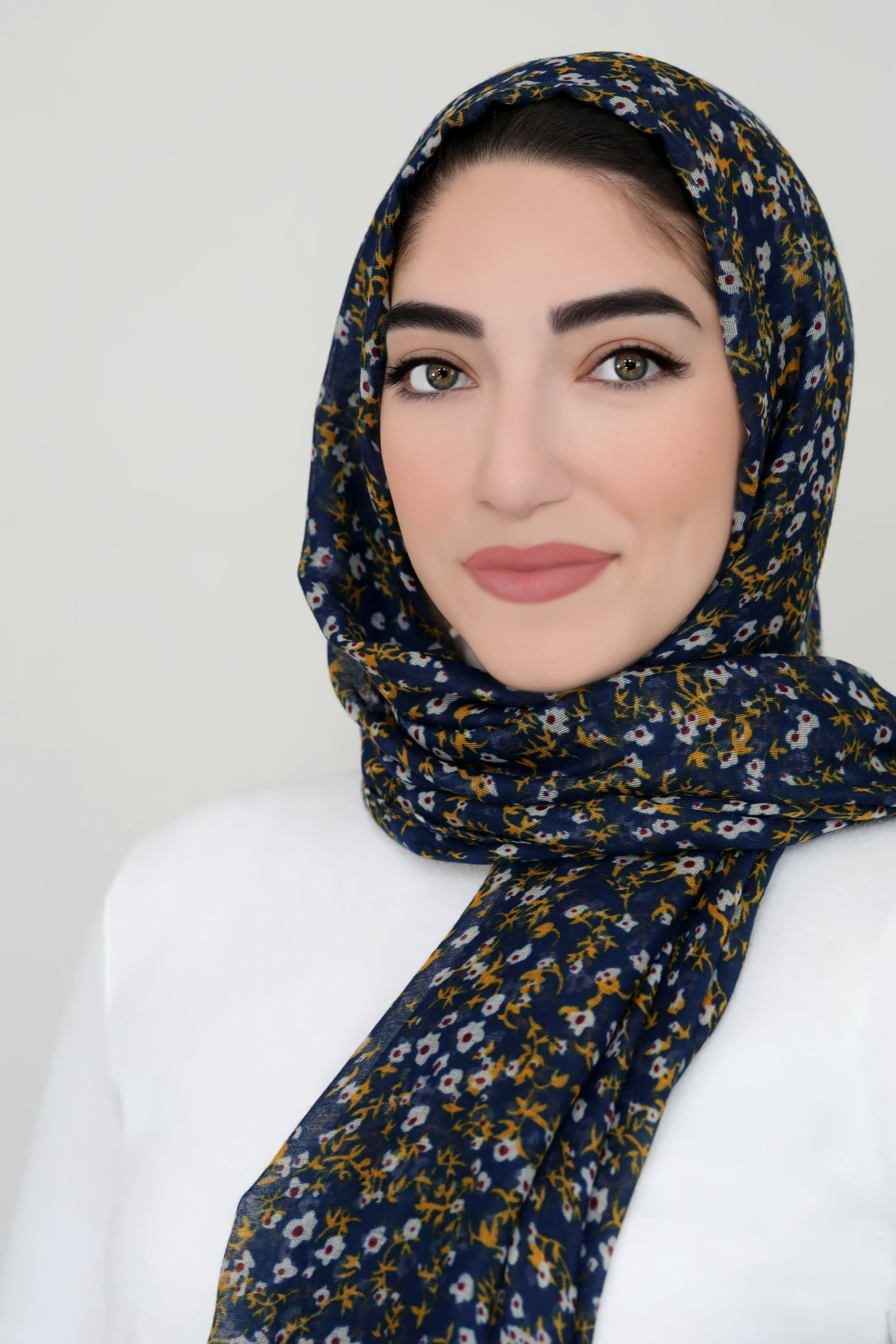 Breezing Through Printed Viscose Hijab-Navy