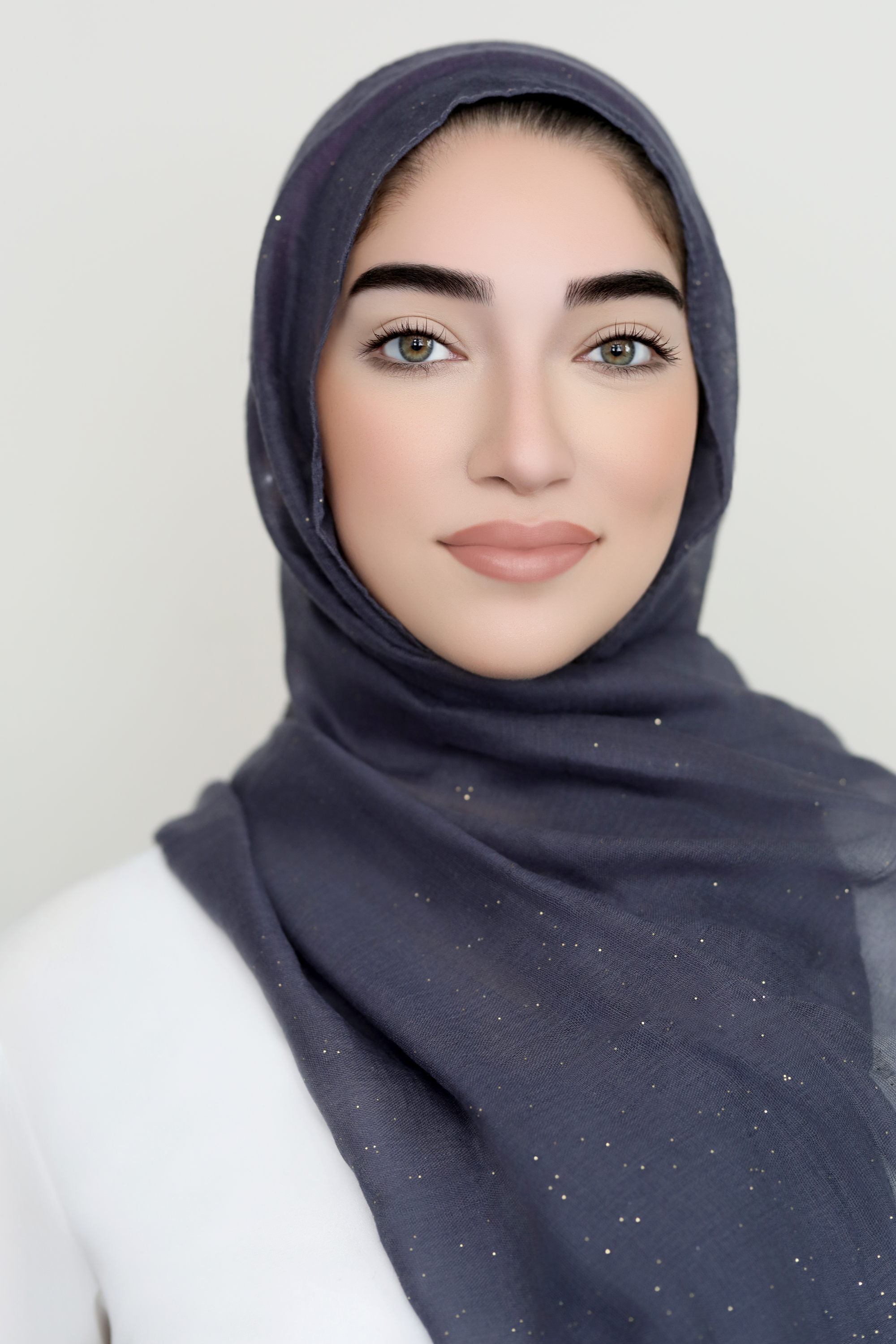 Gold Dust Light Hijab-Dark Gray
