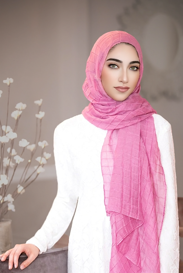 All Boxed Up Light Hijab-Blush