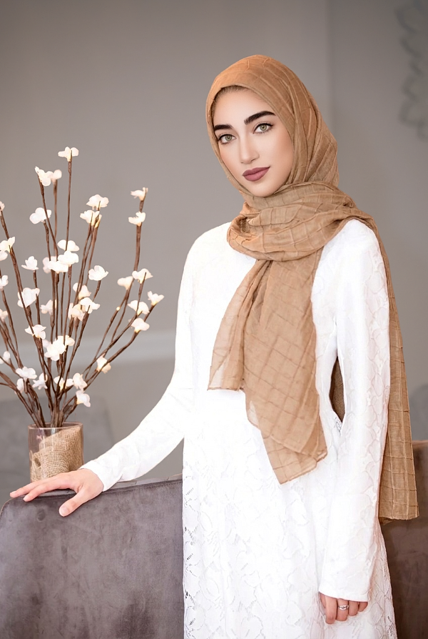 All Boxed Up Light Hijab-Tan