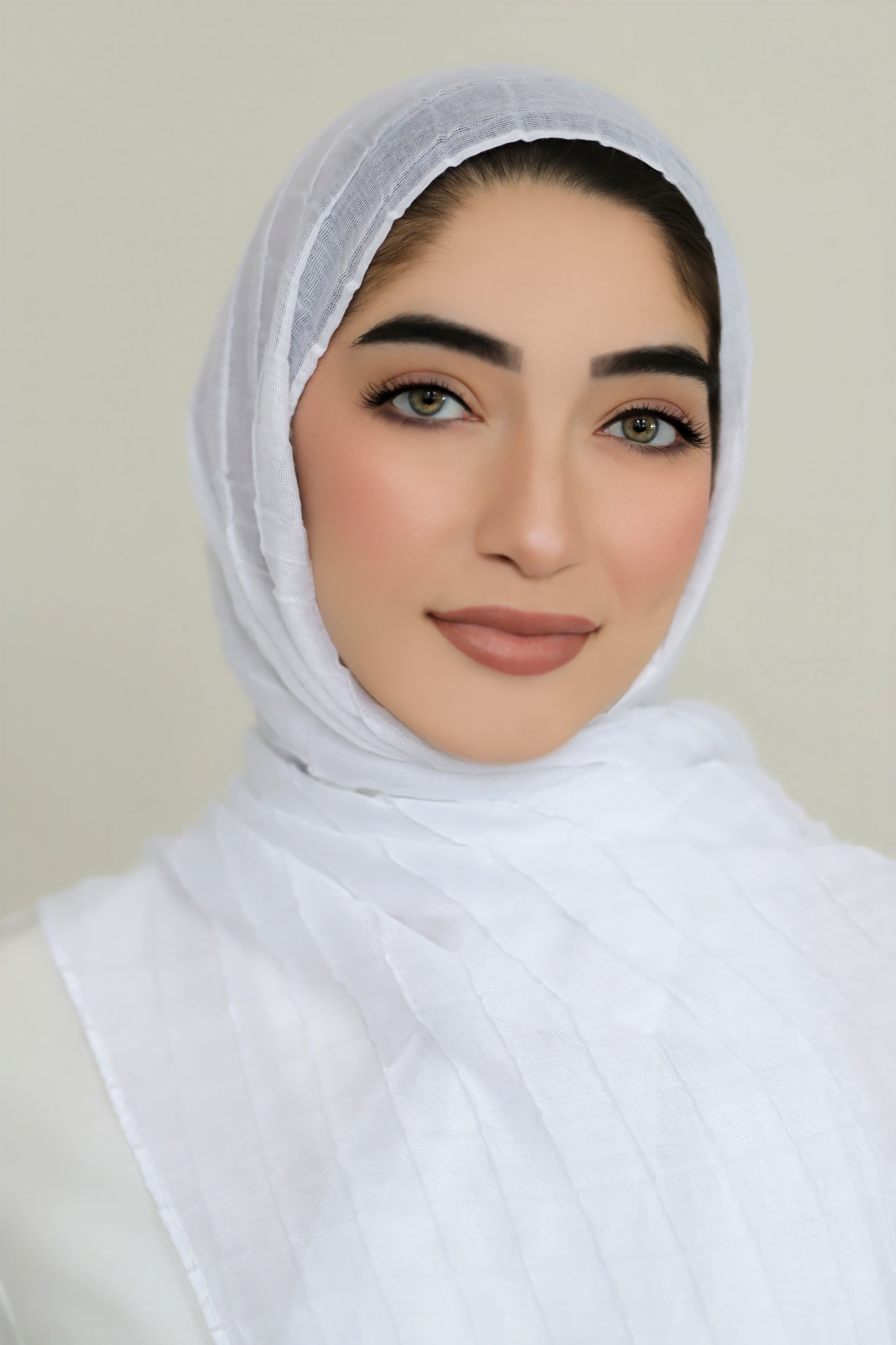 All Boxed Up Light Hijab-White