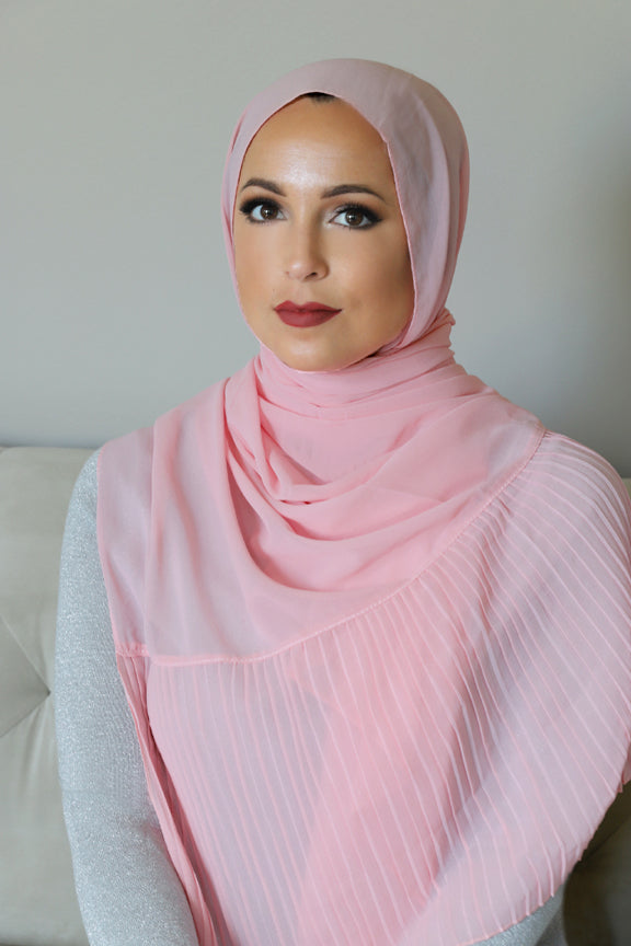 Pleated Edge Chiffon Hijab-Pink